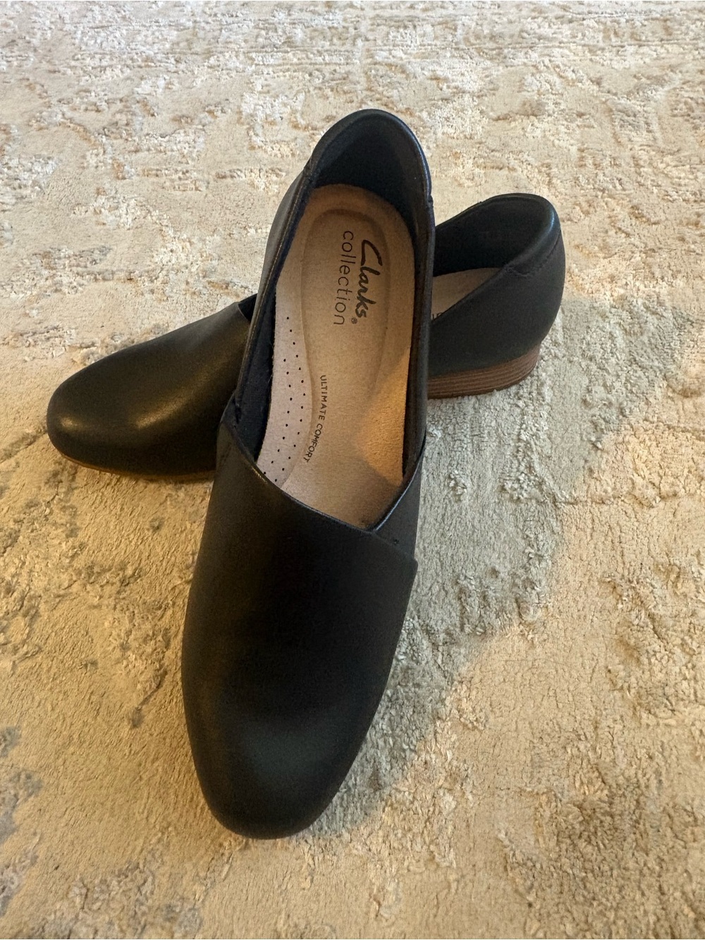 Clarks Black Slip-On Low Heel Loafers NWOT